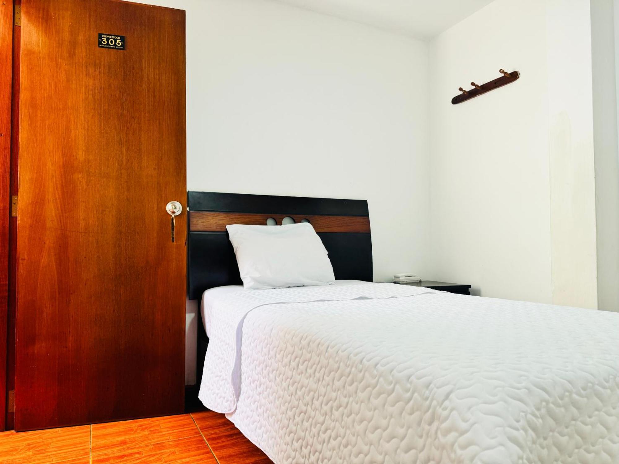 Puerto Bayovar Hotell Mala Eksteriør bilde