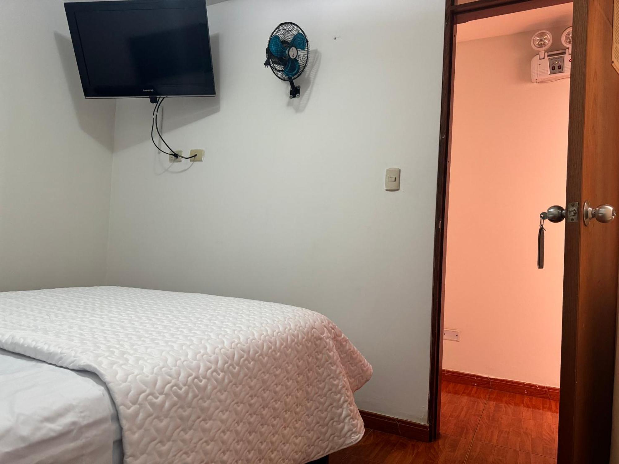 Puerto Bayovar Hotell Mala Eksteriør bilde